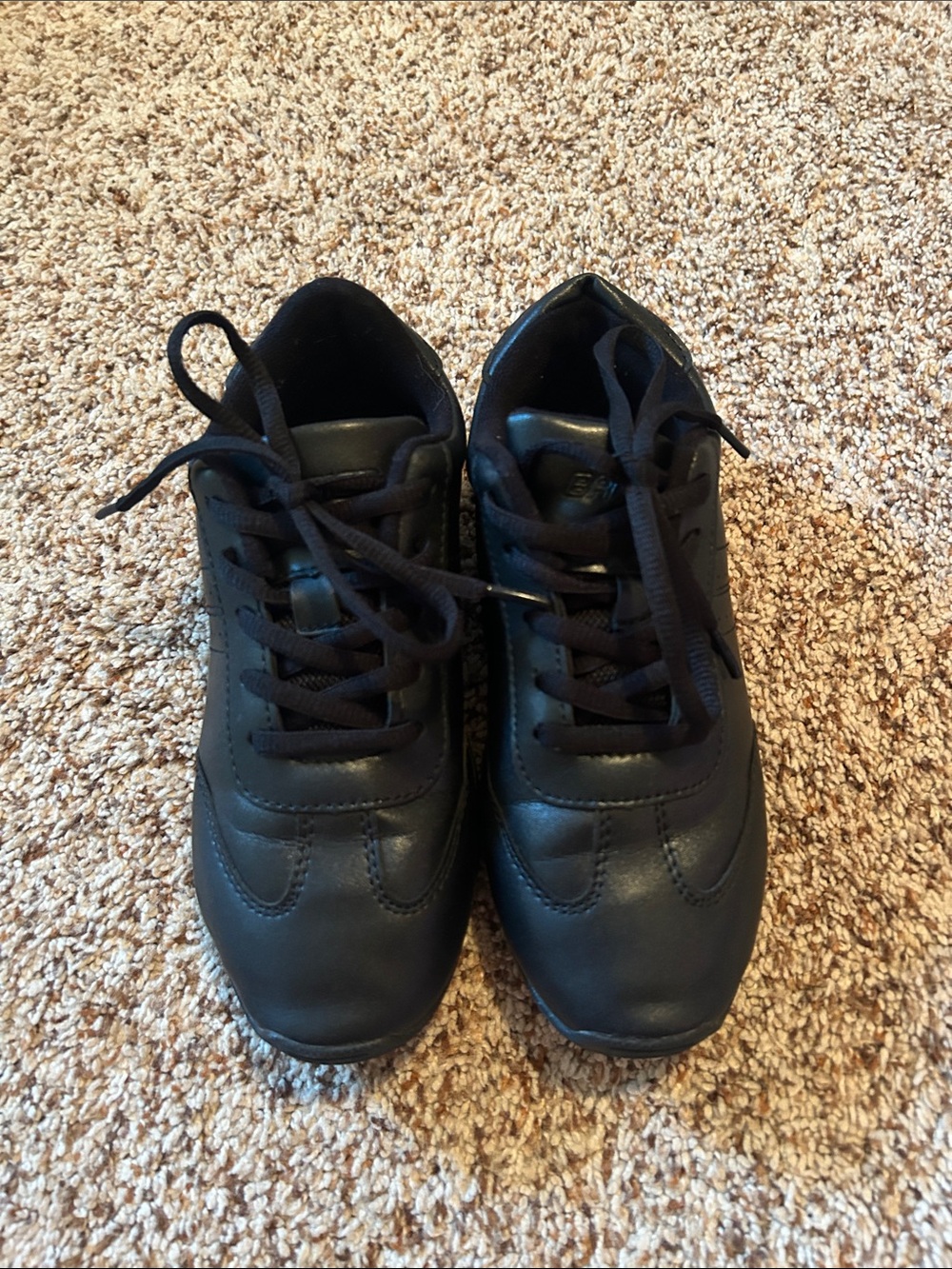 Euc! Cheer shoes